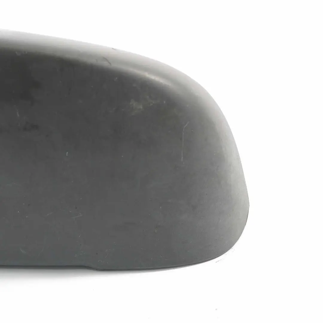 Embellecedor Piloto Trasero Derecho Cubrir para Renault Trafic II con número de pieza 8200011484 Renault Trafic II Embellecedor Piloto Trasero Derecho Cubrir - SKU 8200011484 - Número de pieza 8200011484