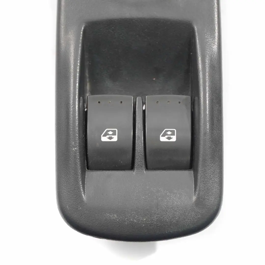 Renault Trafic Window Lifter Switch Driver's Side Control Unit Panel - SKU 8200011867 - Part number 8200011867