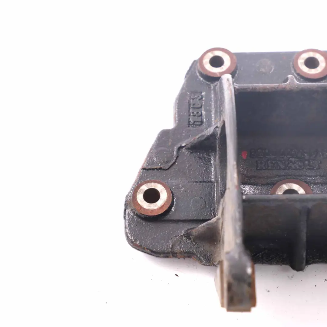 Support Mount Bracket Holder Mounting to Renault Master II Engine with Part number 8200027177B Renault Master II Engine Support Mount Bracket Holder Mounting - SKU 8200027177B - Part number 8200027177B