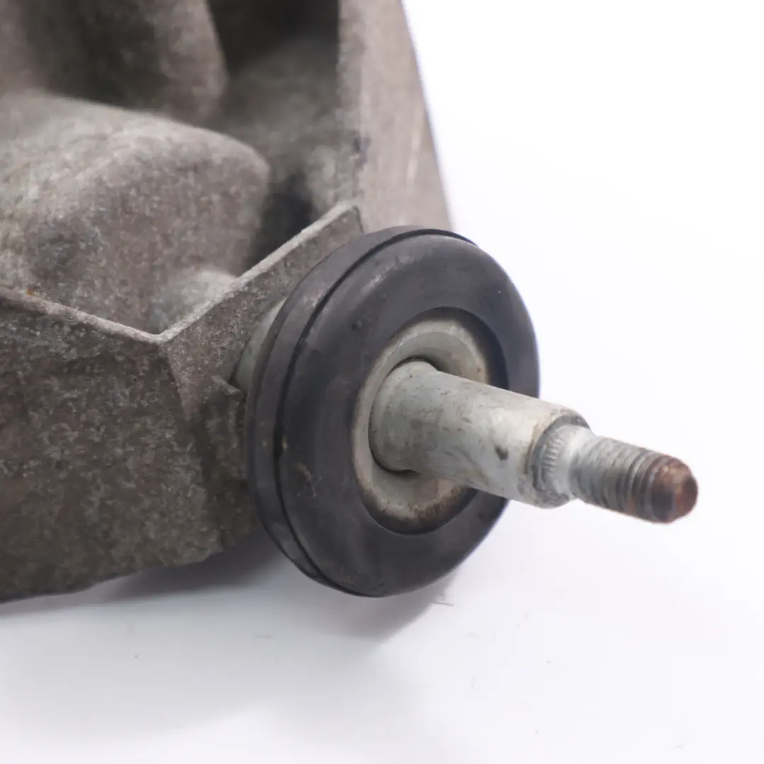 Supporto motore Supporto staffa montaggio per Renault Master II con numero di parte 8200027178B Renault Master II Supporto motore Supporto staffa montaggio - SKU 8200027178B - Numero di parte 8200027178B