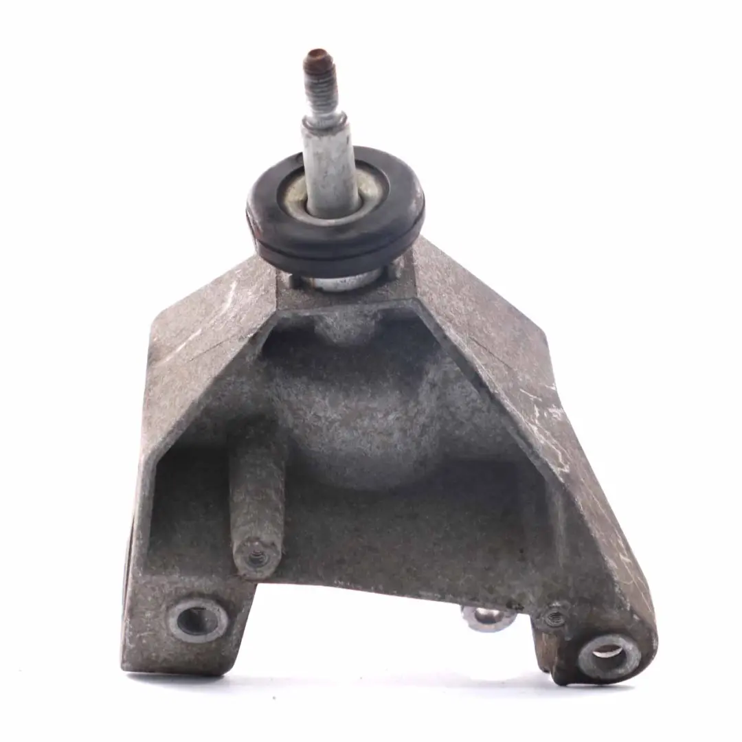 Supporto motore Supporto staffa montaggio per Renault Master II con numero di parte 8200027178B Renault Master II Supporto motore Supporto staffa montaggio - SKU 8200027178B - Numero di parte 8200027178B