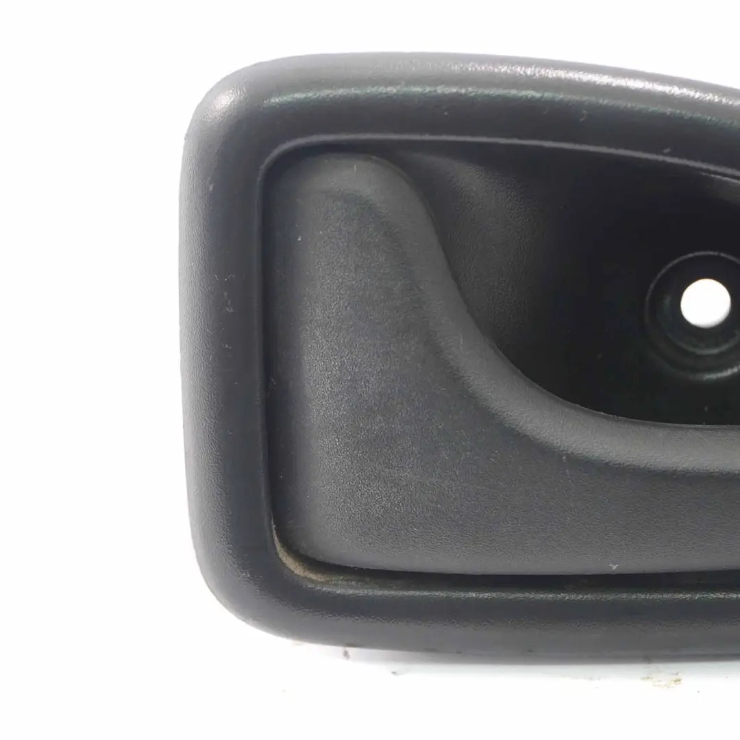  Poignée de porte Renault Trafic Opel Vivaro Intérieur avant gauche - SKU 8200028994 - Numéro de pièce 8200028994