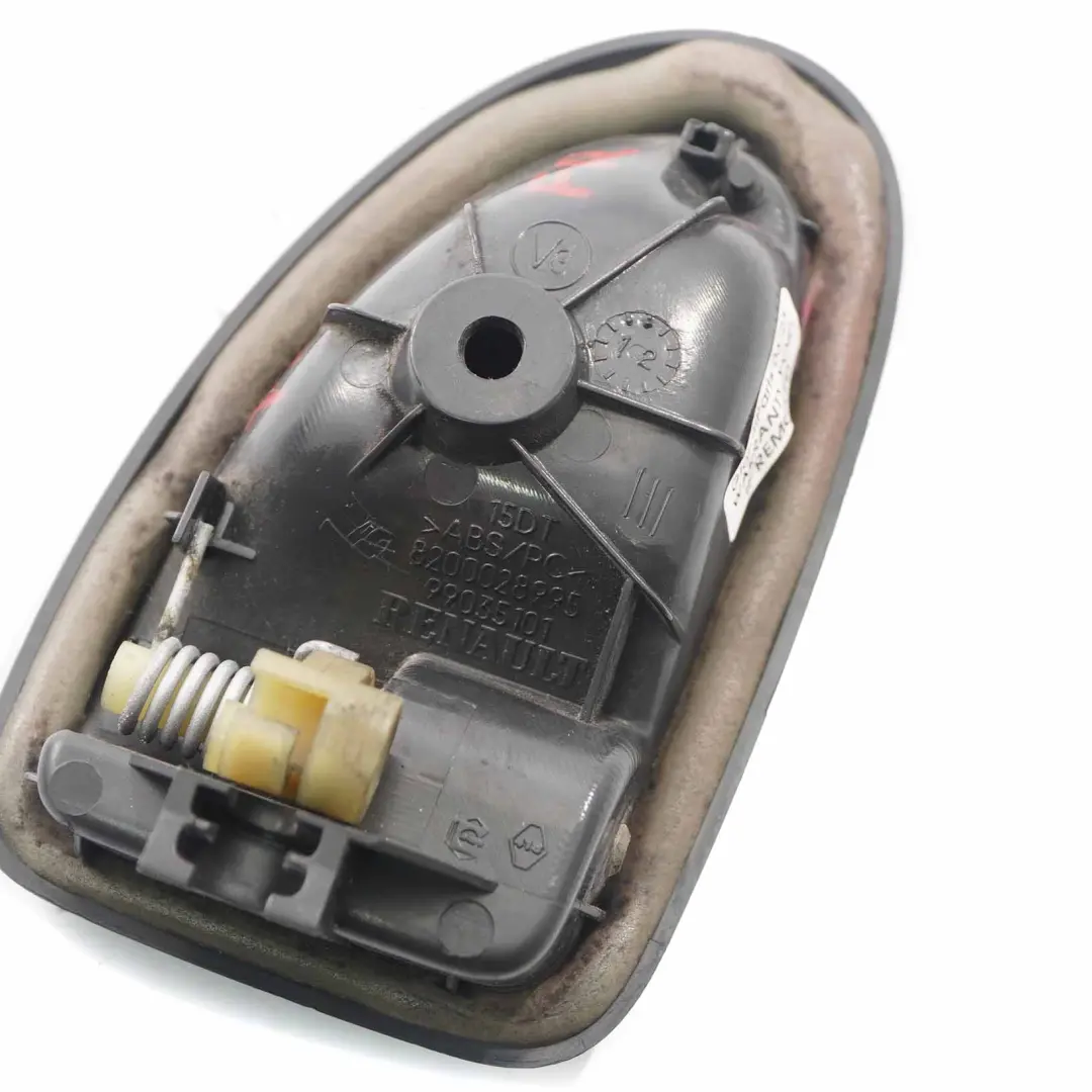 Tirador Puerta Renault Trafic Opel Vivaro Interior Delantero Derecho para con número de pieza 8200028995 Tirador Puerta Renault Trafic Opel Vivaro Interior Delantero Derecho - SKU 8200028995 - Número de pieza 8200028995