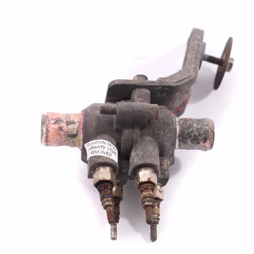 Unité de refroidissement du chauffe-eau pour Renault Trafic 1.9 DCI Diesel à propos du numéro de pièce 8200033974 Renault Trafic 1.9 DCI Diesel Unité de refroidissement du chauffe-eau - SKU 8200033974 - Numéro de pièce 8200033974