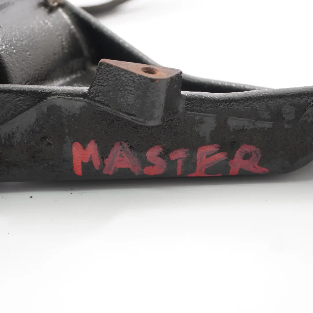 Renault Master II 2.5 DCI staffa di montaggio del cambio Supporto trasmissione - SKU 8200034578 - Numero di parte 8200034578