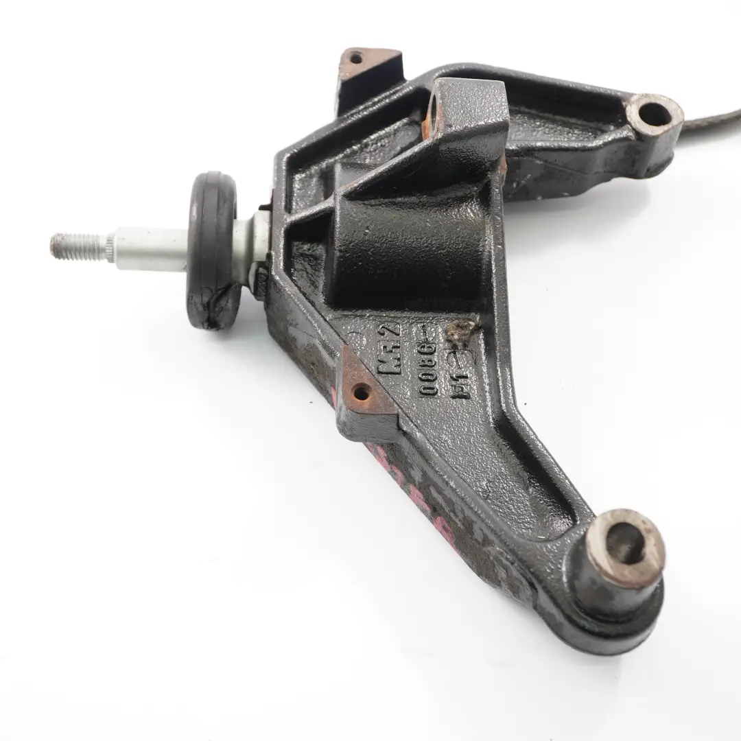 staffa di montaggio del cambio Supporto trasmissione per Renault Master II 2.5 DCI con numero di parte 8200034578 Renault Master II 2.5 DCI staffa di montaggio del cambio Supporto trasmissione - SKU 8200034578 - Numero di parte 8200034578