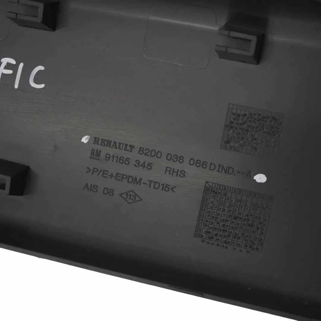 Modanatura porta anteriore destra Pannello copertura per Renault Trafic con numero di parte 8200036086 Renault Trafic Modanatura porta anteriore destra Pannello copertura - SKU 8200036086 - Numero di parte 8200036086