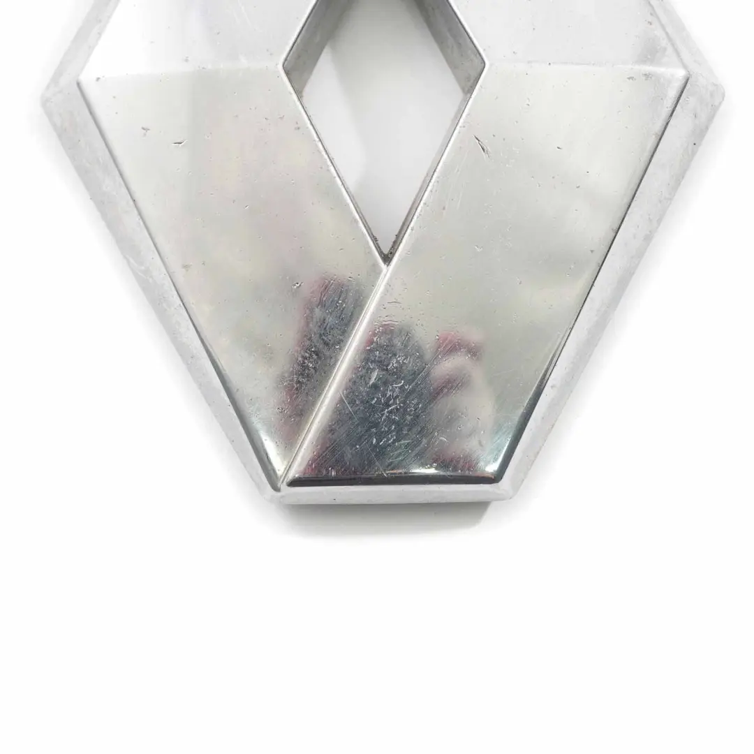 Znaczek Emblemat Logo do Renault Clio Trafic o numerze 8200052586 Renault Clio Trafic Znaczek Emblemat Logo - SKU 8200052586 - Numer Części 8200052586