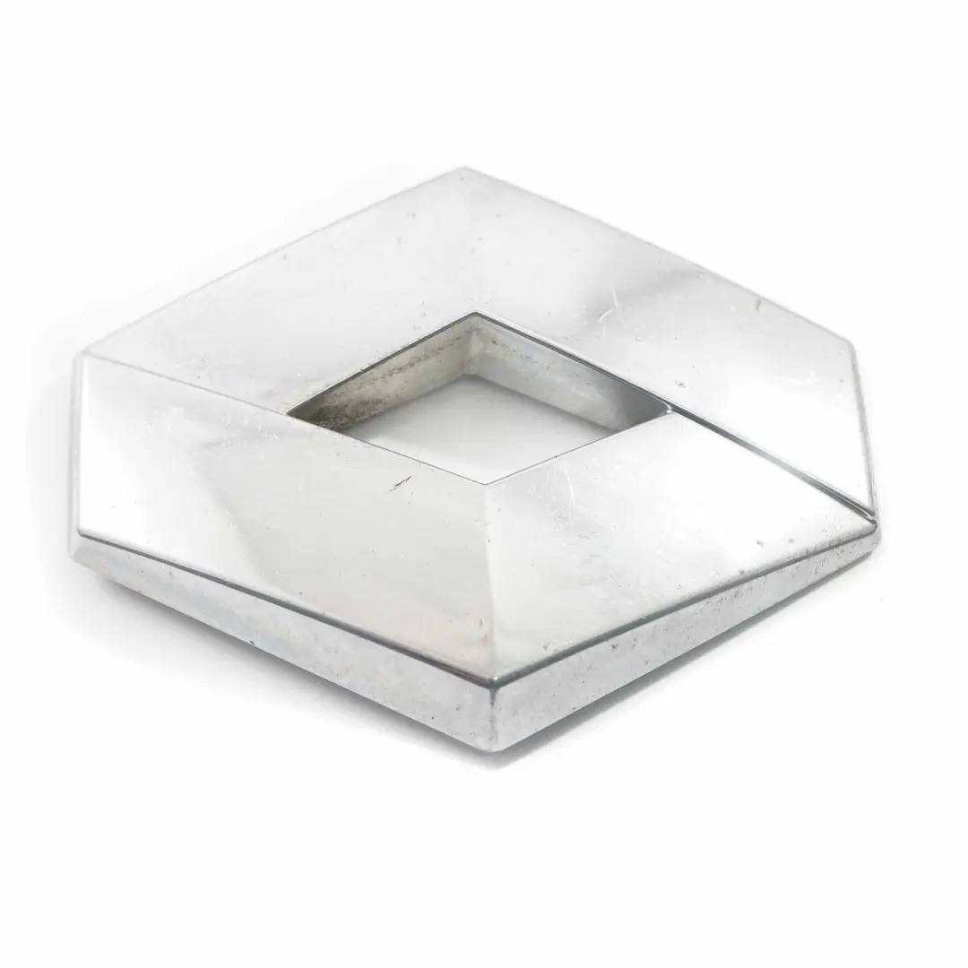 Emblème De Capot Logo Avant Insigne De Capot pour Renault Clio Trafic à propos du numéro de pièce 8200052586 Renault Clio Trafic Emblème De Capot Logo Avant Insigne De Capot - SKU 8200052586 - Numéro de pièce 8200052586