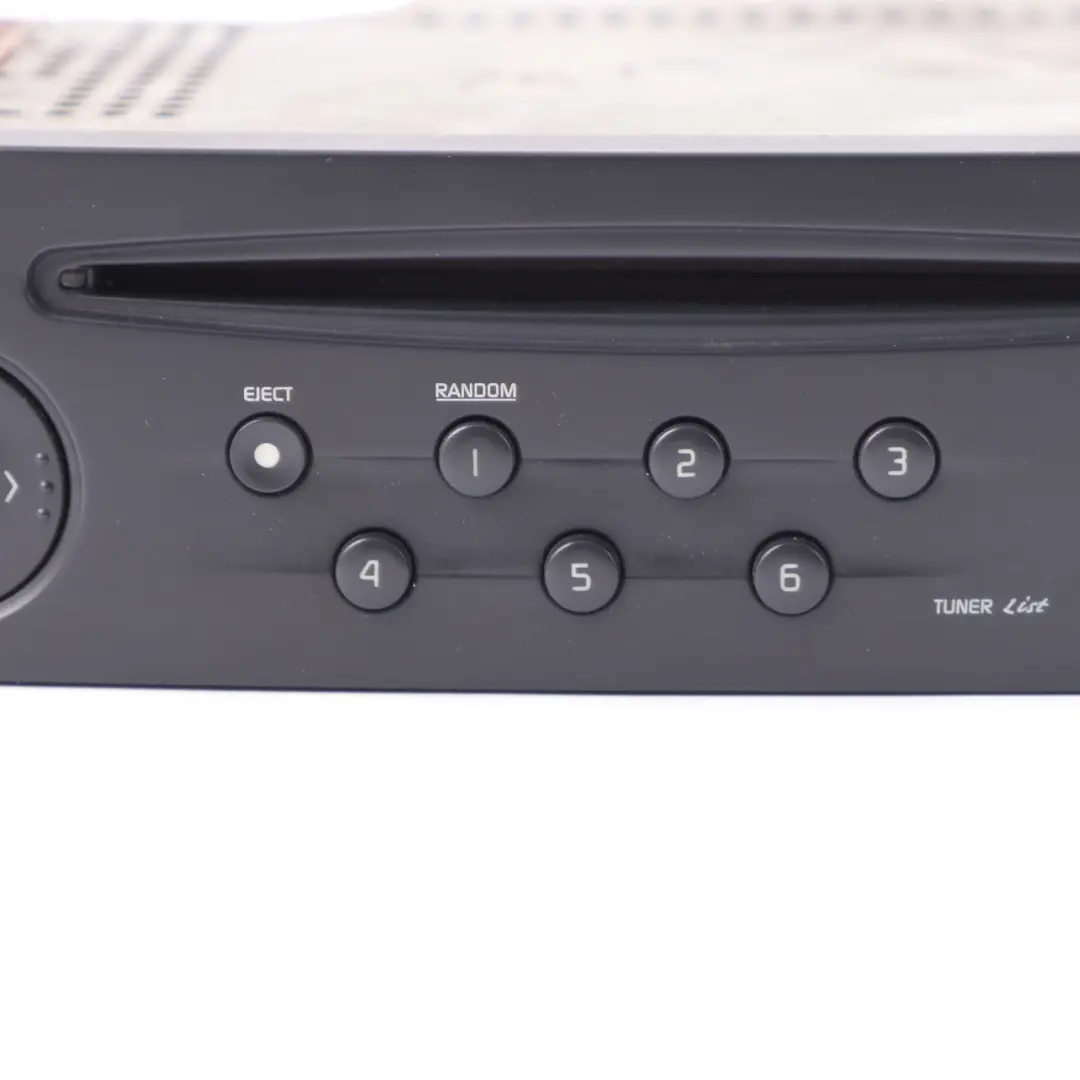 Radio CD Player Stereo Head Unit to Renault Clio 2 with Part number 8200057681B Renault Clio 2 Radio CD Player Stereo Head Unit - SKU 8200057681B - Part number 8200057681B