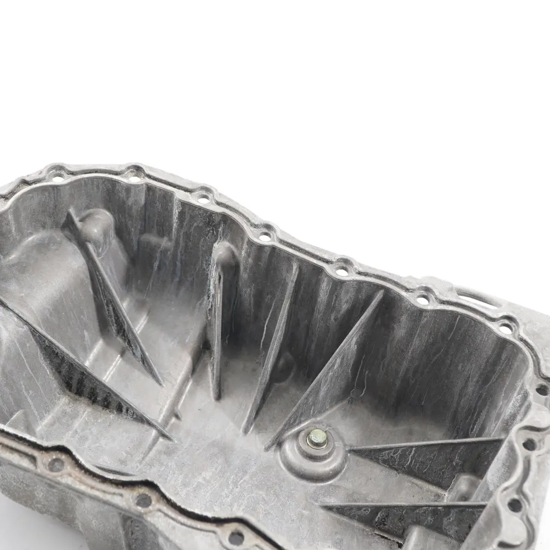 Renault Trafic 1.9 DCI Diesel Engine Oil Pan Sump - SKU 8200066133 - Part number 8200066133