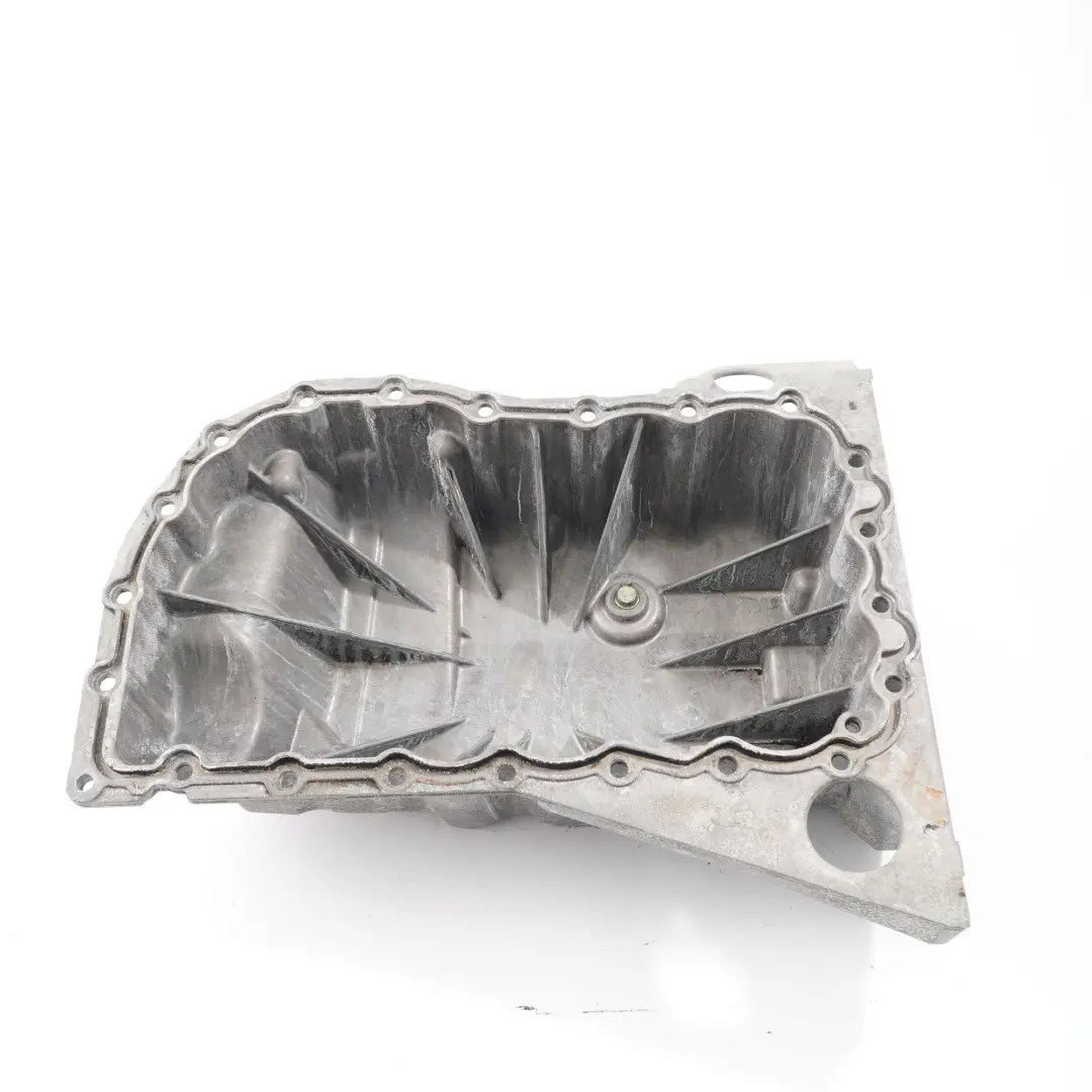 Renault Trafic 1.9 DCI Diesel Engine Oil Pan Sump - SKU 8200066133 - Part number 8200066133