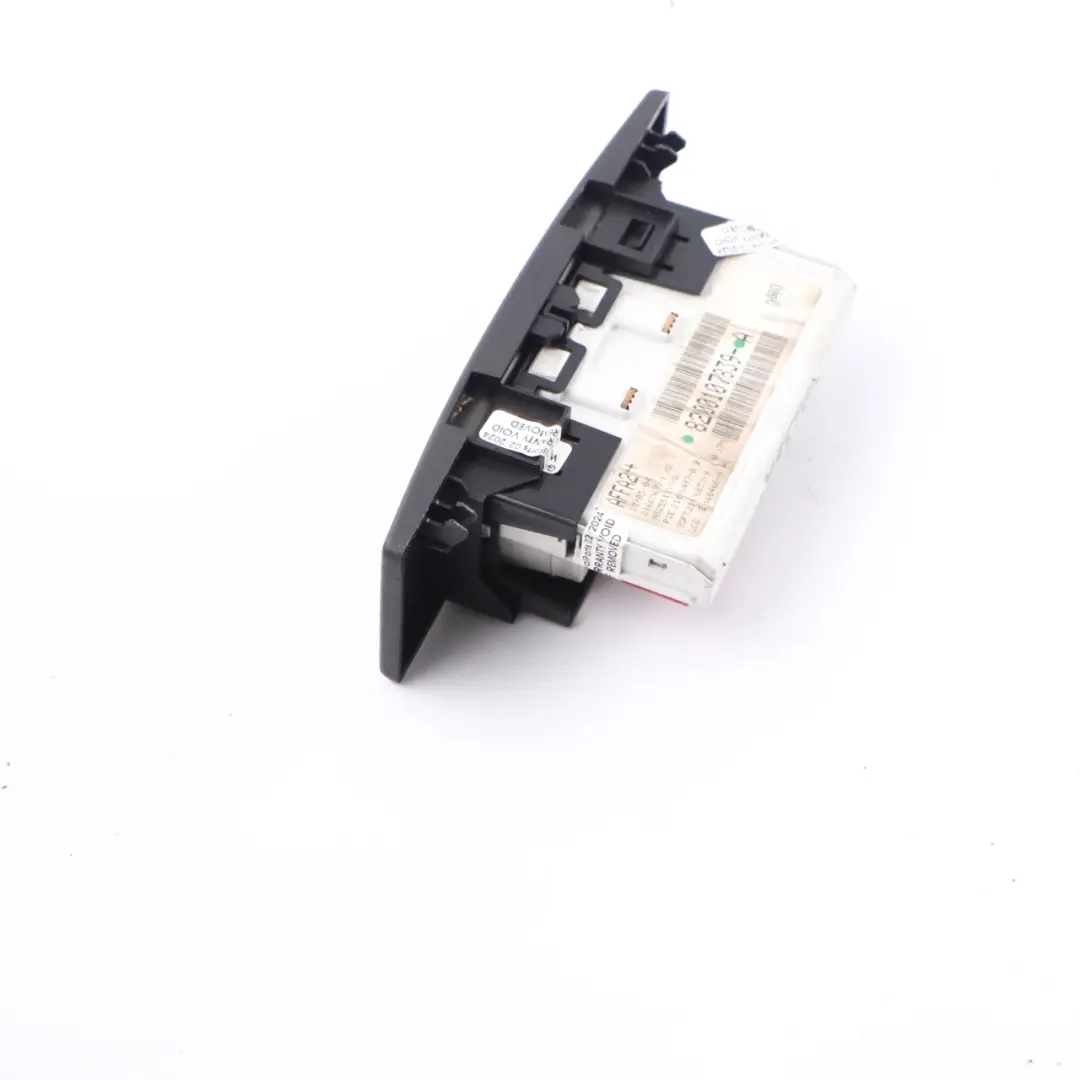 Display Digital Clock Control Unit Module Panel to Renault Master 2 with Part number 8200107839A Renault Master 2 Display Digital Clock Control Unit Module Panel - SKU 8200107839A - Part number 8200107839A