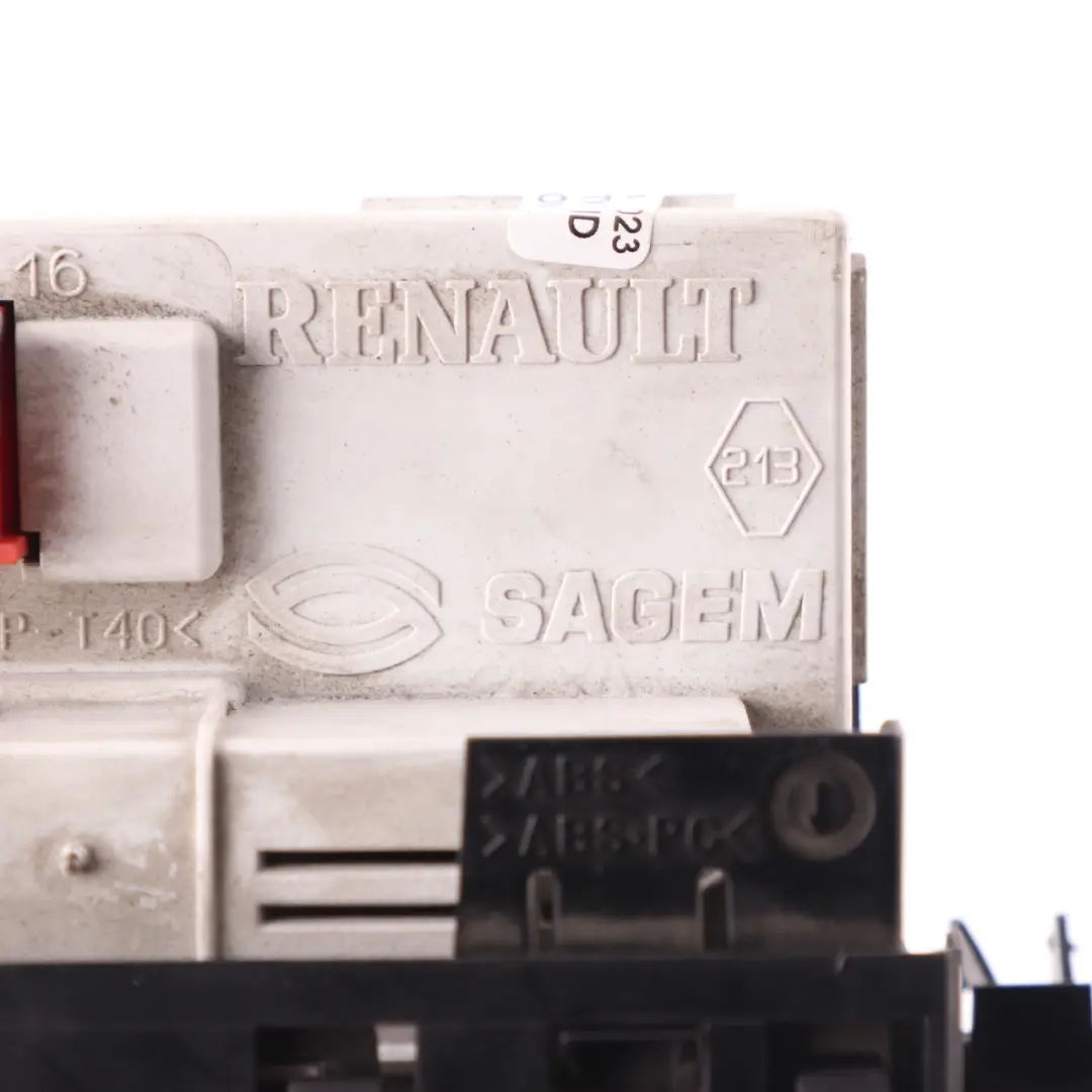 Renault Master 2 Display Digital Clock Control Unit Panel - SKU 8200107839B - Part number 8200107839B