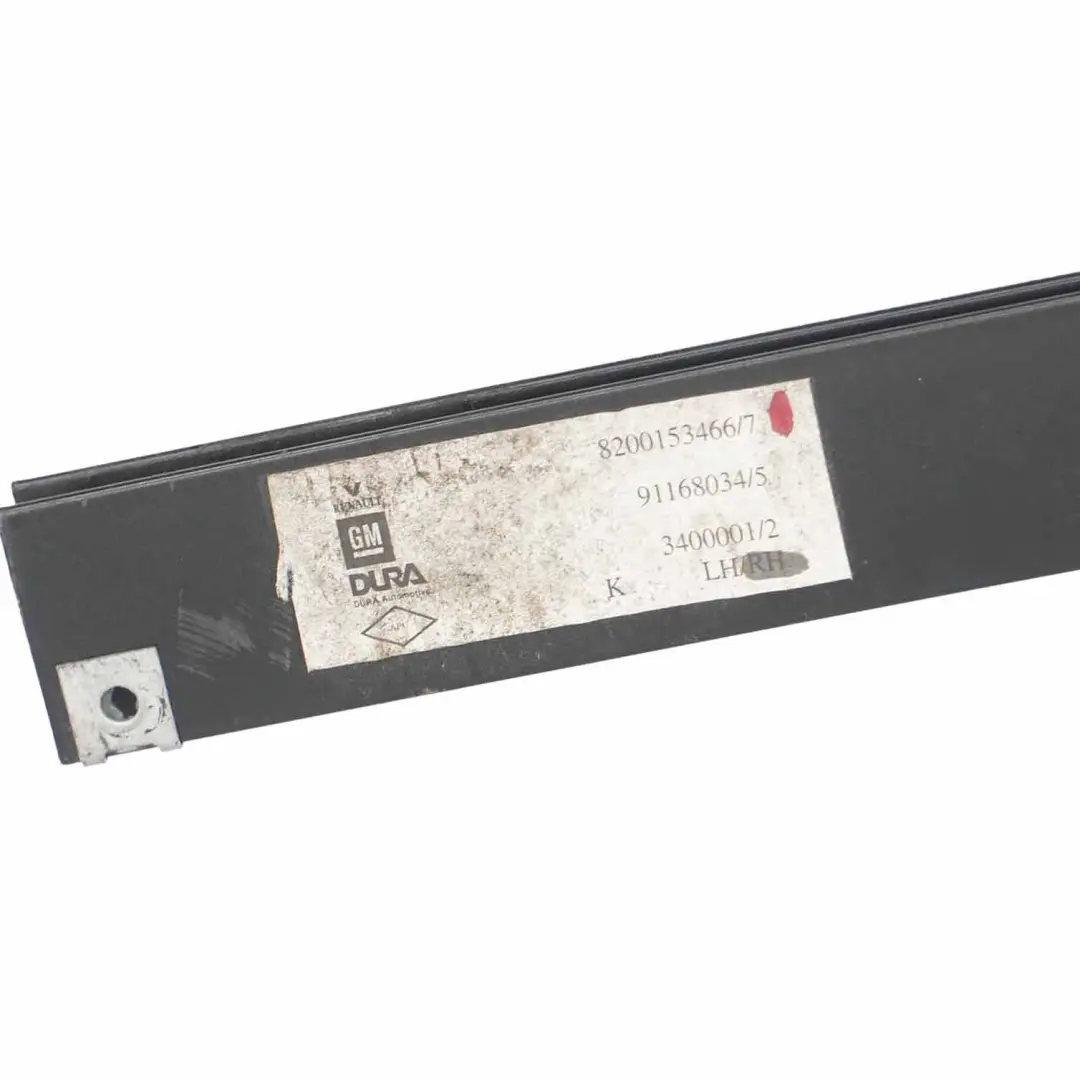 Renault Trafic II Guide Fenêtre Porte Avant Gauche Rail - SKU 8200153466 - Numéro de pièce 8200153466