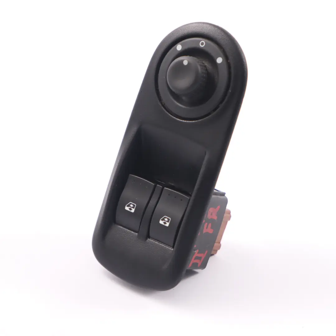 Interruttore alzacristalli lato guida per Renault Master 2 Opel Movano A con numero di parte 8200206602 Renault Master 2 Opel Movano A Interruttore alzacristalli lato guida - SKU 8200206602 - Numero di parte 8200206602