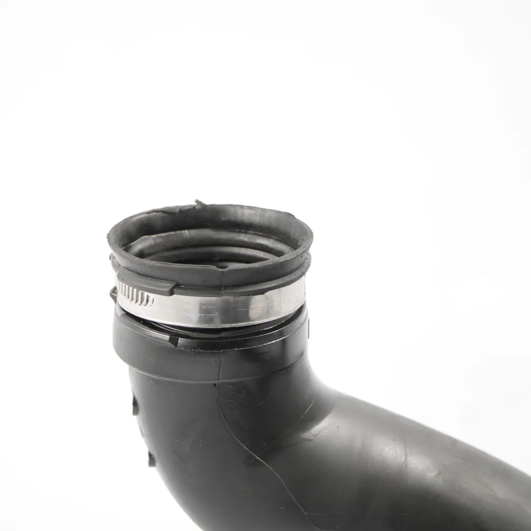 Intake Pipe to Renault Master II Opel Movano 2.5 DCI Diesel Engine Air with Part number 8200261965 Renault Master II Opel Movano 2.5 DCI Diesel Engine Air Intake Pipe - SKU 8200261965 - Part number 8200261965