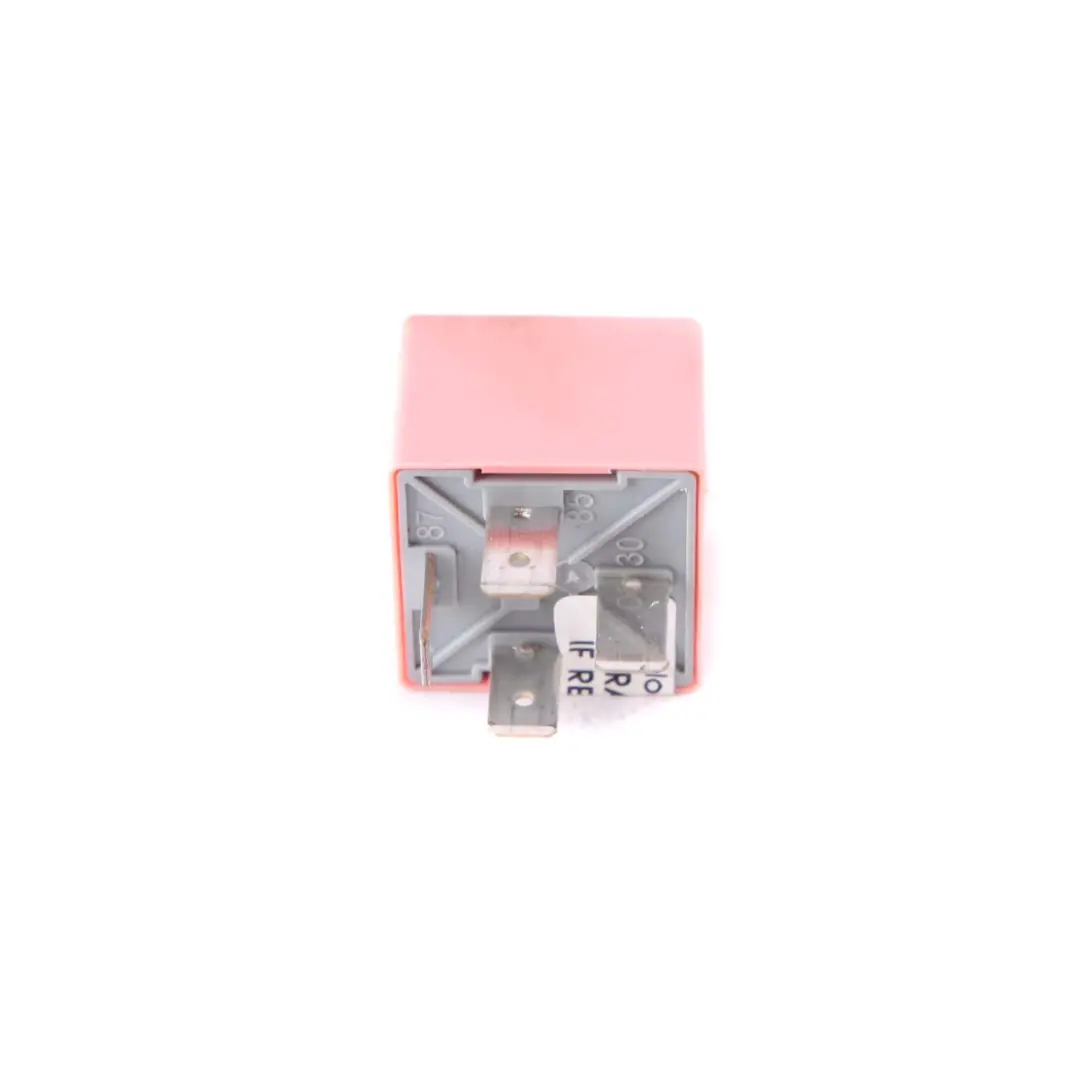 Fuse Pink Mercedes W415 Citroen Renault Kangoo Trafic Relay 4-Pin to with Part number 8200308271 Fuse Pink Mercedes W415 Citroen Renault Kangoo Trafic Relay 4-Pin - SKU 8200308271 - Part number 8200308271
