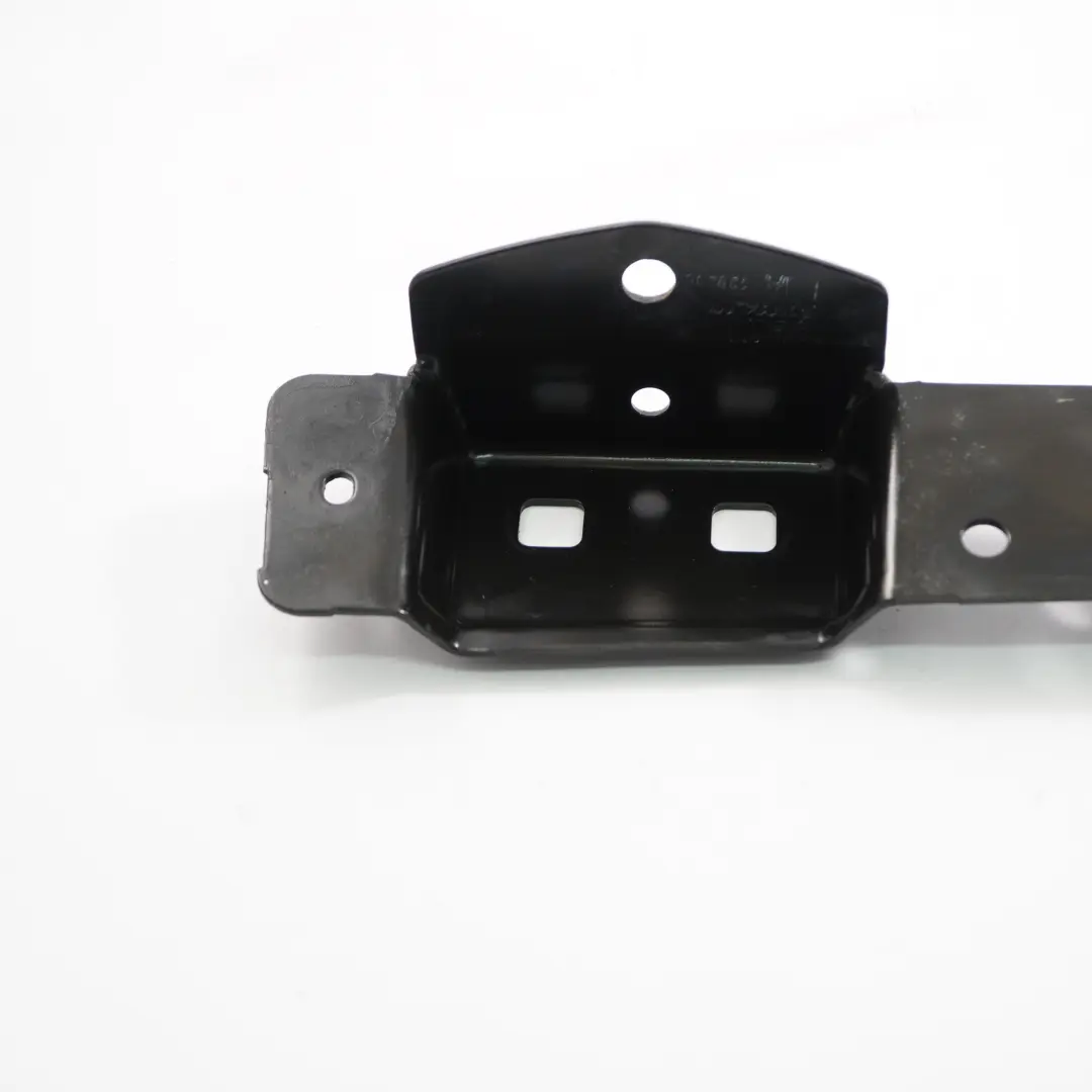 Support poignée porte hayon intérieur arrière pour Renault Trafic Vivaro à propos du numéro de pièce 8200323112 Renault Trafic Vivaro Support poignée porte hayon intérieur arrière - SKU 8200323112-2 - Numéro de pièce 8200323112