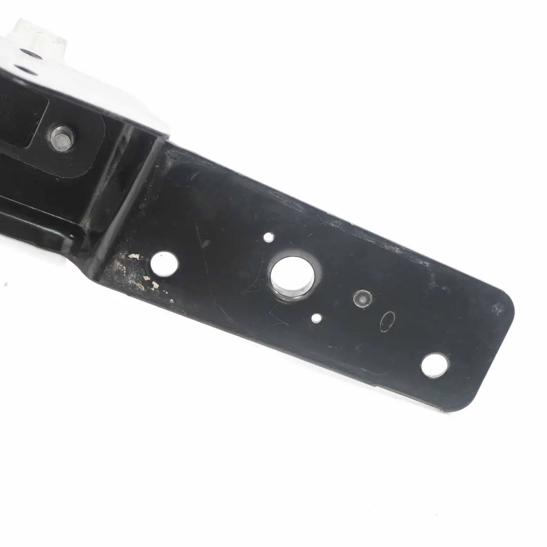 Staffa maniglia porta Trafic Vivaro Portellone interno Supporto per con numero di parte 8200323112 Staffa maniglia porta Trafic Vivaro Portellone interno Supporto - SKU 8200323112 - Numero di parte 8200323112