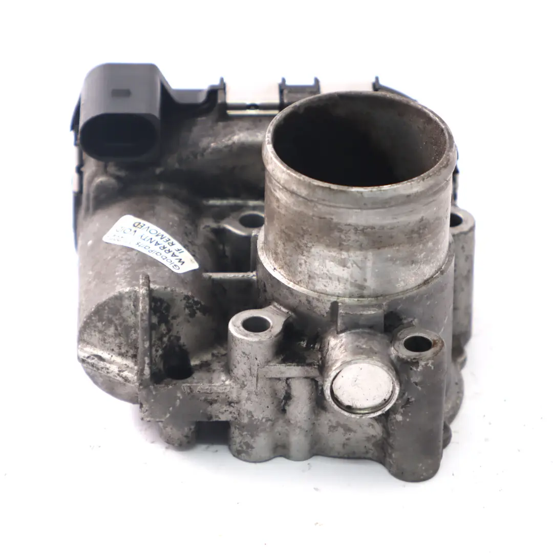 Przepustnica do Renault Trafic II Laguna II Megane II 2.0 DCI o numerze 8200330810 Renault Trafic II Laguna II Megane II 2.0 DCI Przepustnica - SKU 8200330810 - Numer Części 8200330810