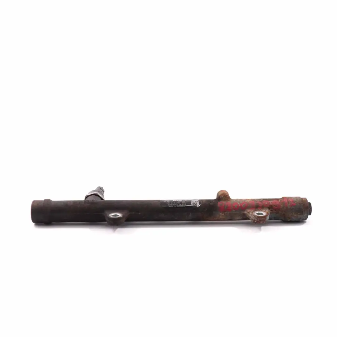  Rail de carburant Renault Trafic 1.9 DCI Injection Haute Pression - SKU 8200330912 - Numéro de pièce 8200330912