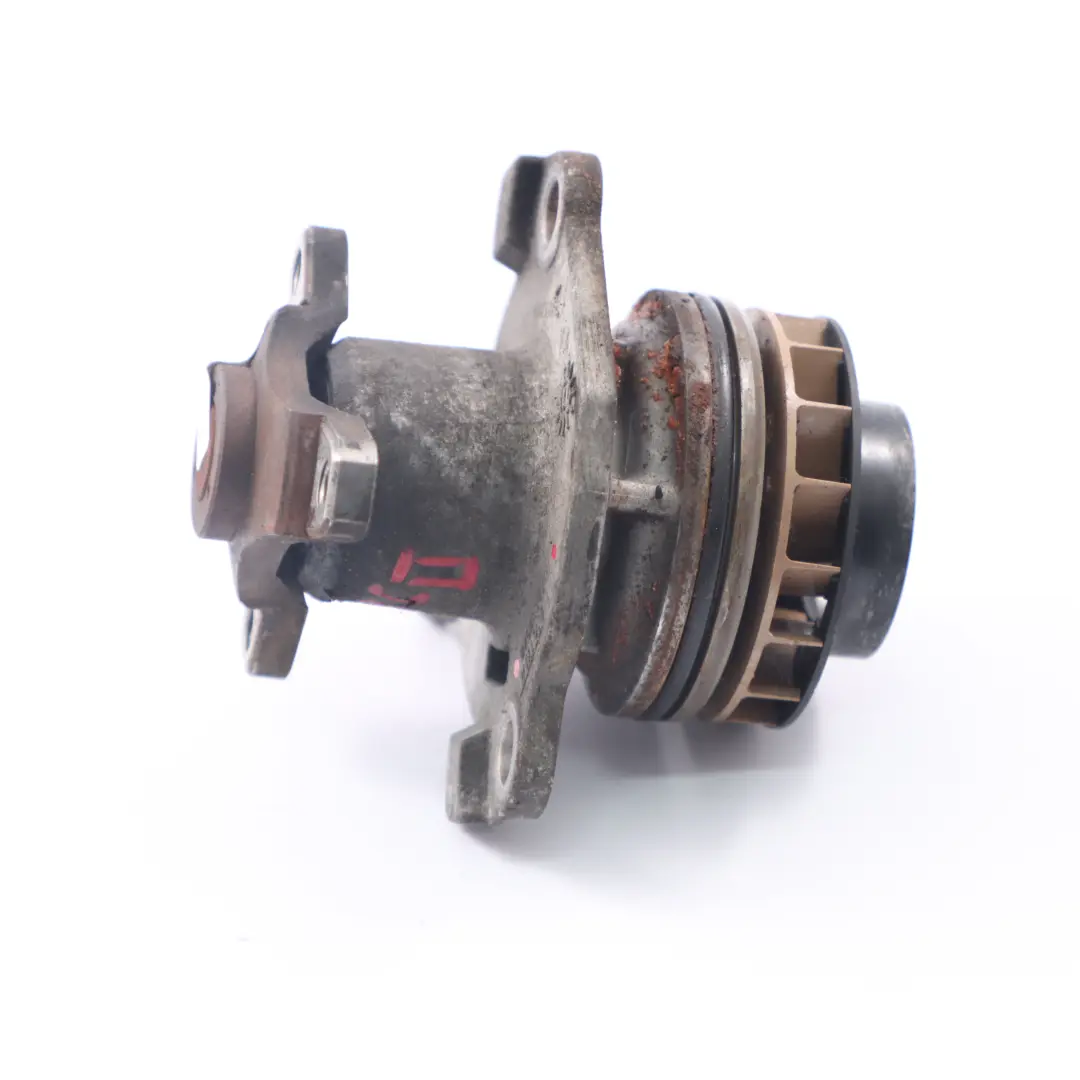 Pompe à eau mécanique Renault Trafic II Diesel refroidissement pour à propos du numéro de pièce 8200332040 Pompe à eau mécanique Renault Trafic II Diesel refroidissement - SKU 8200332040 - Numéro de pièce 8200332040