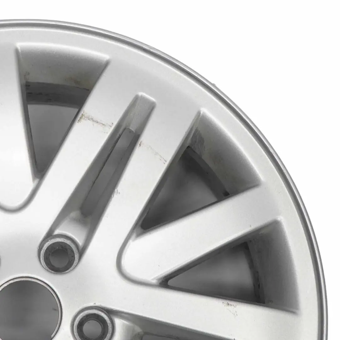 Silberne Leichtmetall felge 17" ET:50 7J für Renault Espace 4 mit Teilenummer 8200387857 Renault Espace 4 Silberne Leichtmetall felge 17" ET:50 7J - SKU 8200387857-1 - Teilenummer 8200387857