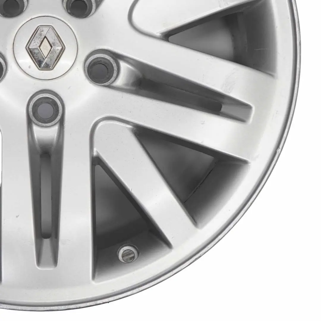 Silberne Leichtmetall felge 17" ET:50 7J für Renault Espace 4 mit Teilenummer 8200387857 Renault Espace 4 Silberne Leichtmetall felge 17" ET:50 7J - SKU 8200387857-2 - Teilenummer 8200387857