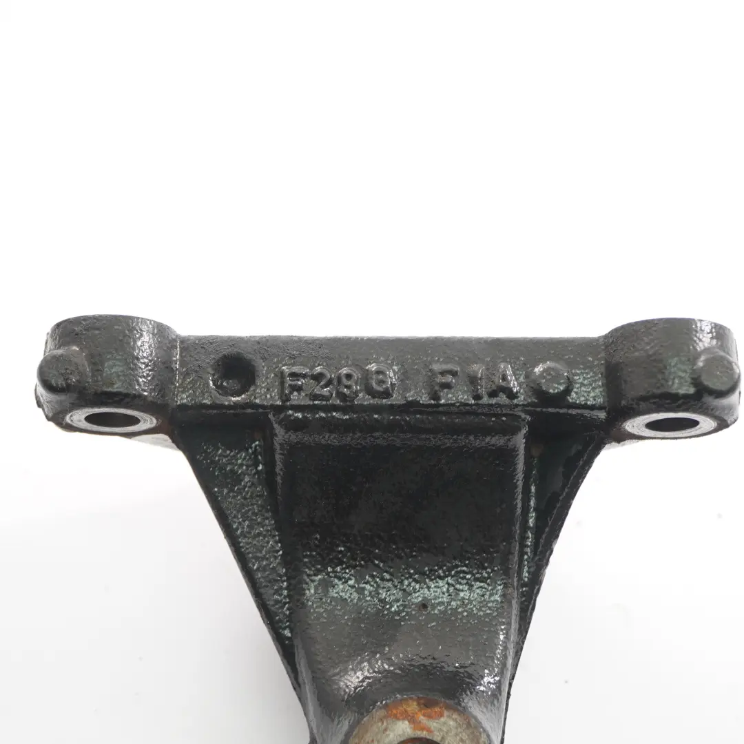 Support moteur Renault Trafic II Opel Vivaro A 2.0 DCI pour à propos du numéro de pièce 8200404276 Support moteur Renault Trafic II Opel Vivaro A 2.0 DCI - SKU 8200404276 - Numéro de pièce 8200404276