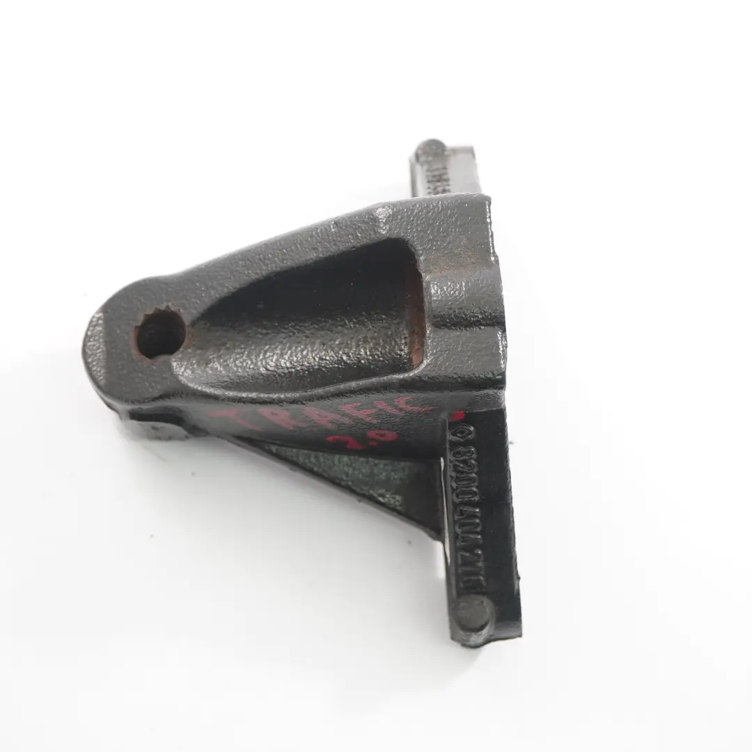 Soporte motor Renault Trafic II Opel Vivaro A 2.0 DCI para con número de pieza 8200404276 Soporte motor Renault Trafic II Opel Vivaro A 2.0 DCI - SKU 8200404276 - Número de pieza 8200404276