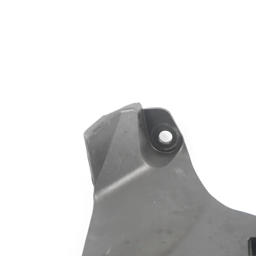 Renault Trafic II Guide conduite air Tuyau aération Dégagement Garniture Droite - SKU 8200410458 - Numéro de pièce 8200410458