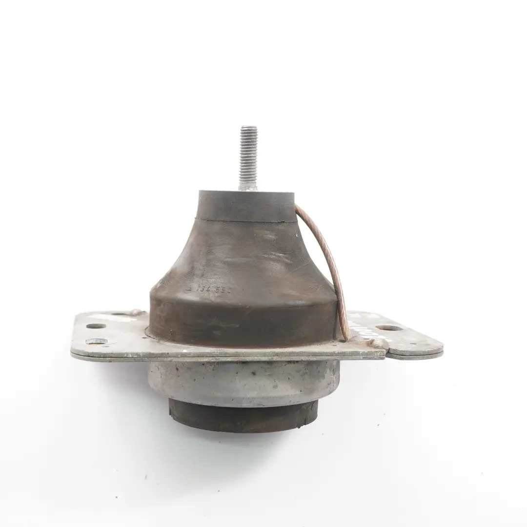 Soporte motor Renault Trafic II Opel Vivaro A 2.0 DCI para con número de pieza 8200411257 Soporte motor Renault Trafic II Opel Vivaro A 2.0 DCI - SKU 8200411257 - Número de pieza 8200411257