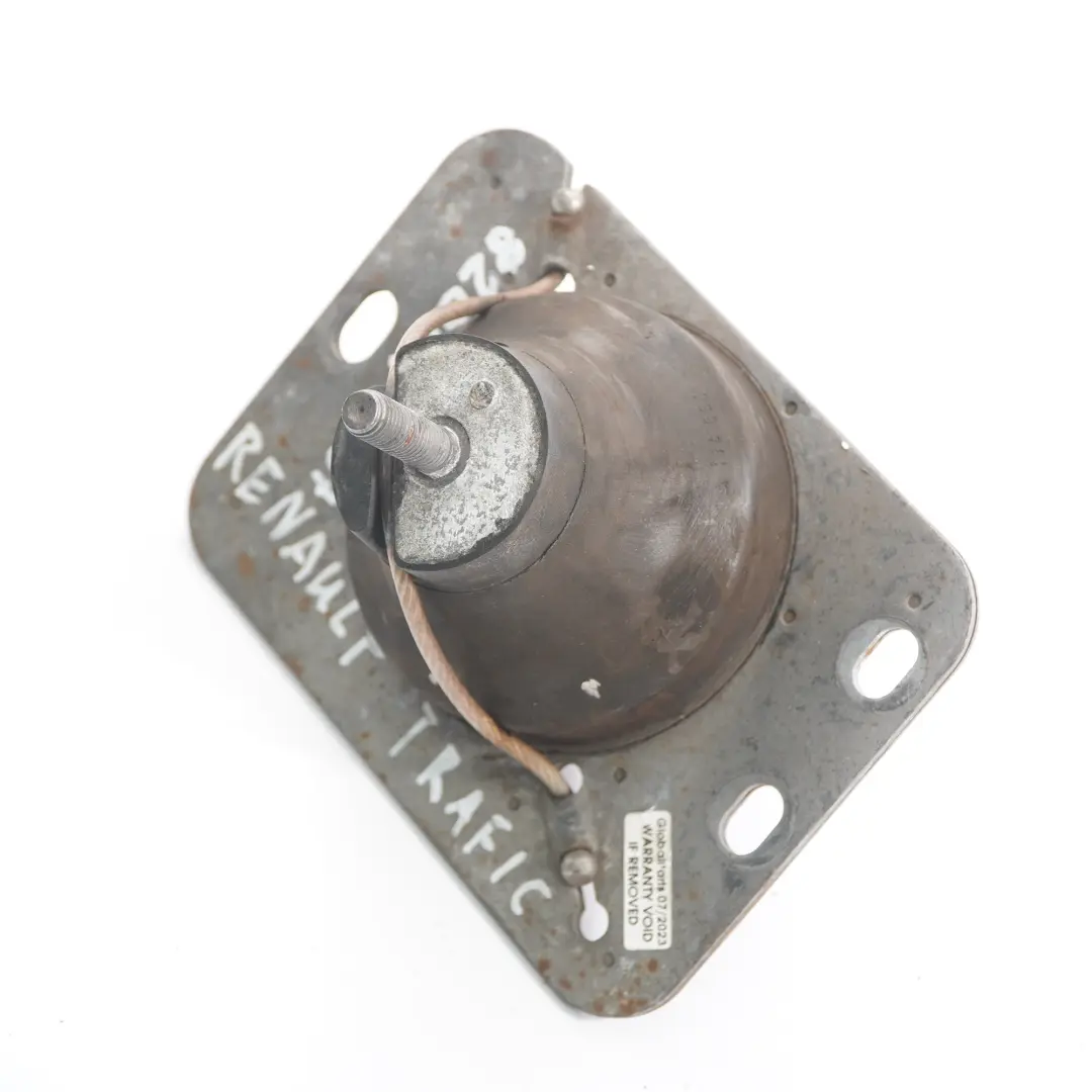 Support moteur Renault Trafic II Opel Vivaro A 2.0 DCI pour à propos du numéro de pièce 8200411257 Support moteur Renault Trafic II Opel Vivaro A 2.0 DCI - SKU 8200411257 - Numéro de pièce 8200411257