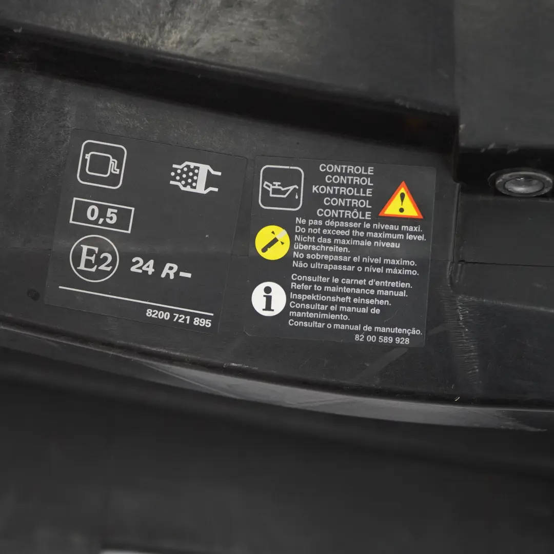 Renault Trafic Vorderseite Kühlerverkleidung Montage - SKU 8200411923 - Teilenummer 8200411923