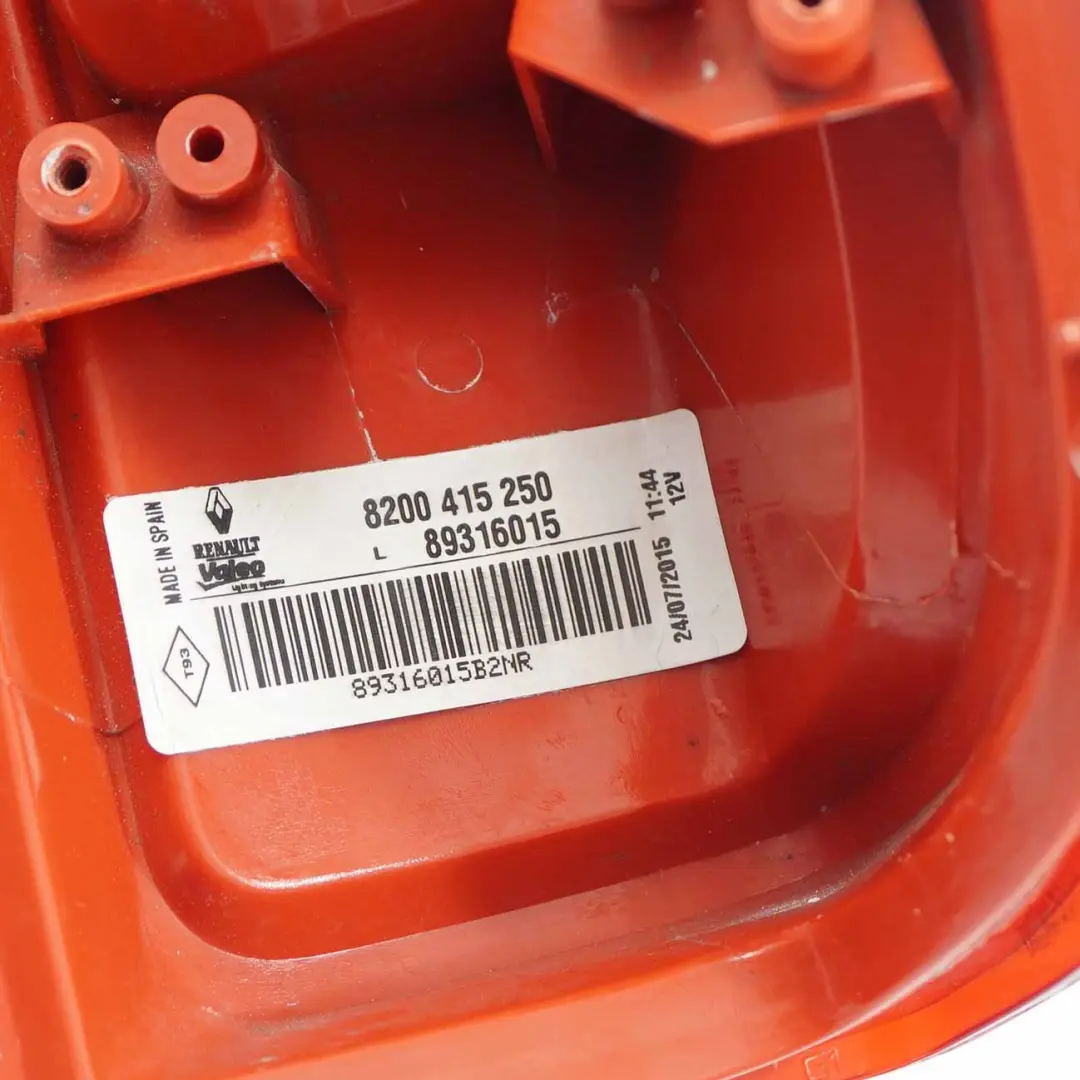  Piloto trasero Renault Trafic Opel Vivaro Luz trasera izquierda - SKU 8200415250 - Número de pieza 8200415250
