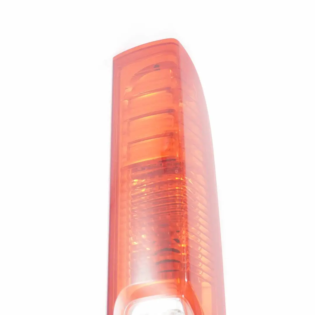 Feu Arrière Renault Trafic Opel Vivaro Feu Arrière Droit pour à propos du numéro de pièce 8200415251 Feu Arrière Renault Trafic Opel Vivaro Feu Arrière Droit - SKU 8200415251 - Numéro de pièce 8200415251
