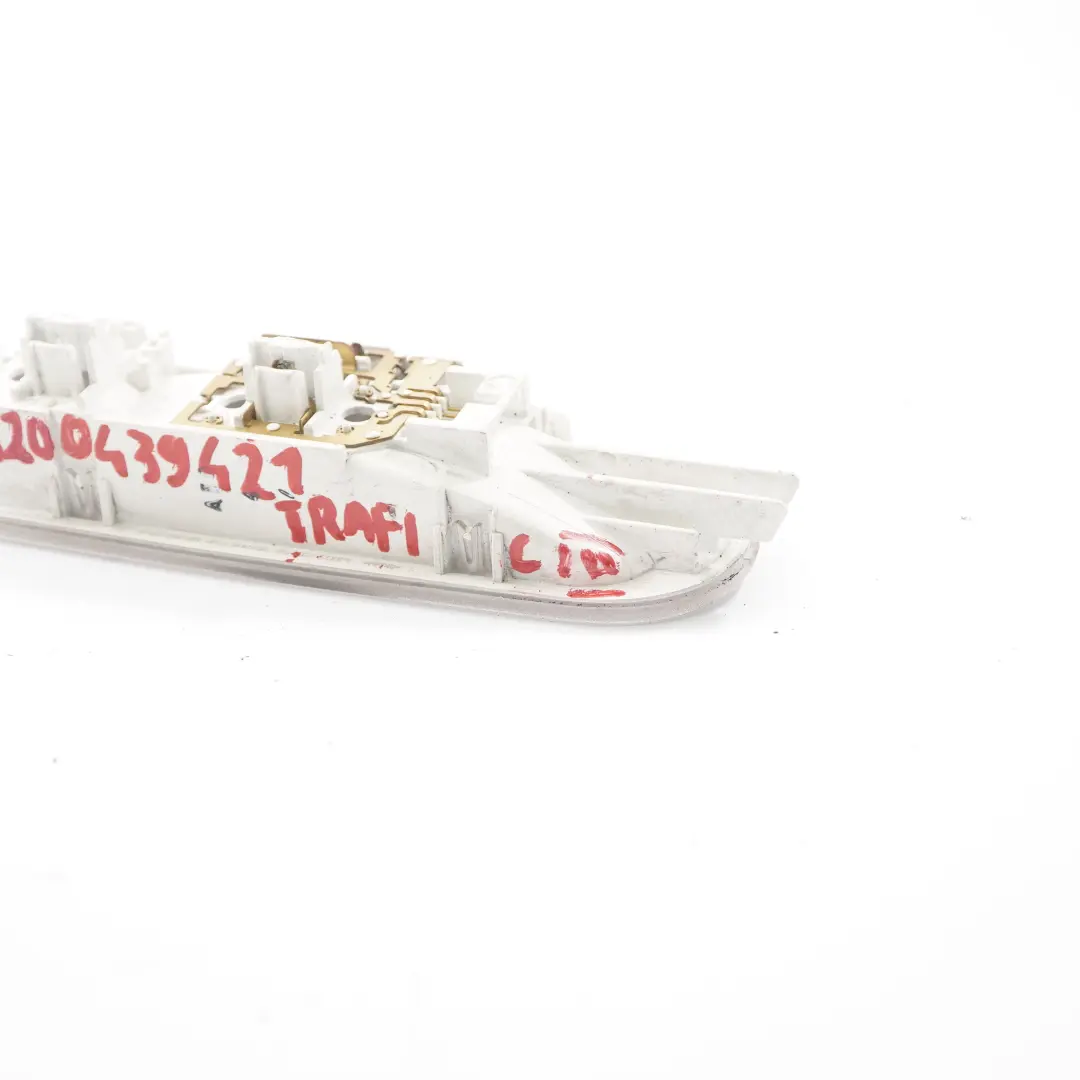 Luce tetto Headliner Lampada di lettura interna per Renault Trafic 3 con numero di parte 8200439421 Renault Trafic 3 Luce tetto Headliner Lampada di lettura interna - SKU 8200439421 - Numero di parte 8200439421