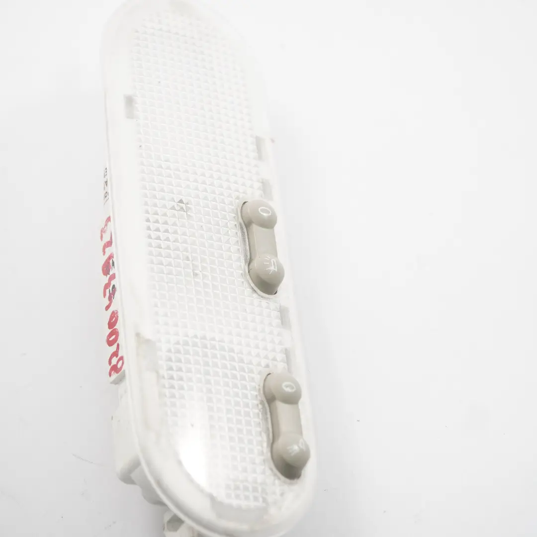 Lampka Podsufitki do Renault Trafic 3 Opel Vivaro B o numerze 8200439423 Renault Trafic 3 Opel Vivaro B Lampka Podsufitki - SKU 8200439423 - Numer Części 8200439423