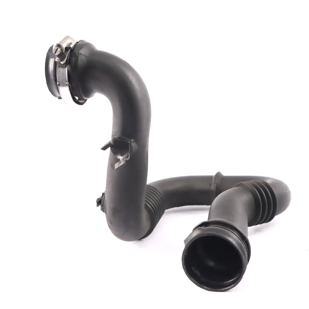 Pipe Hose to Renault Trafic II Vivaro B 2.0 DCI Turbo Intercooler Air with Part number 8200470985 Renault Trafic II Vivaro B 2.0 DCI Turbo Intercooler Air Pipe Hose - SKU 8200470985 - Part number 8200470985