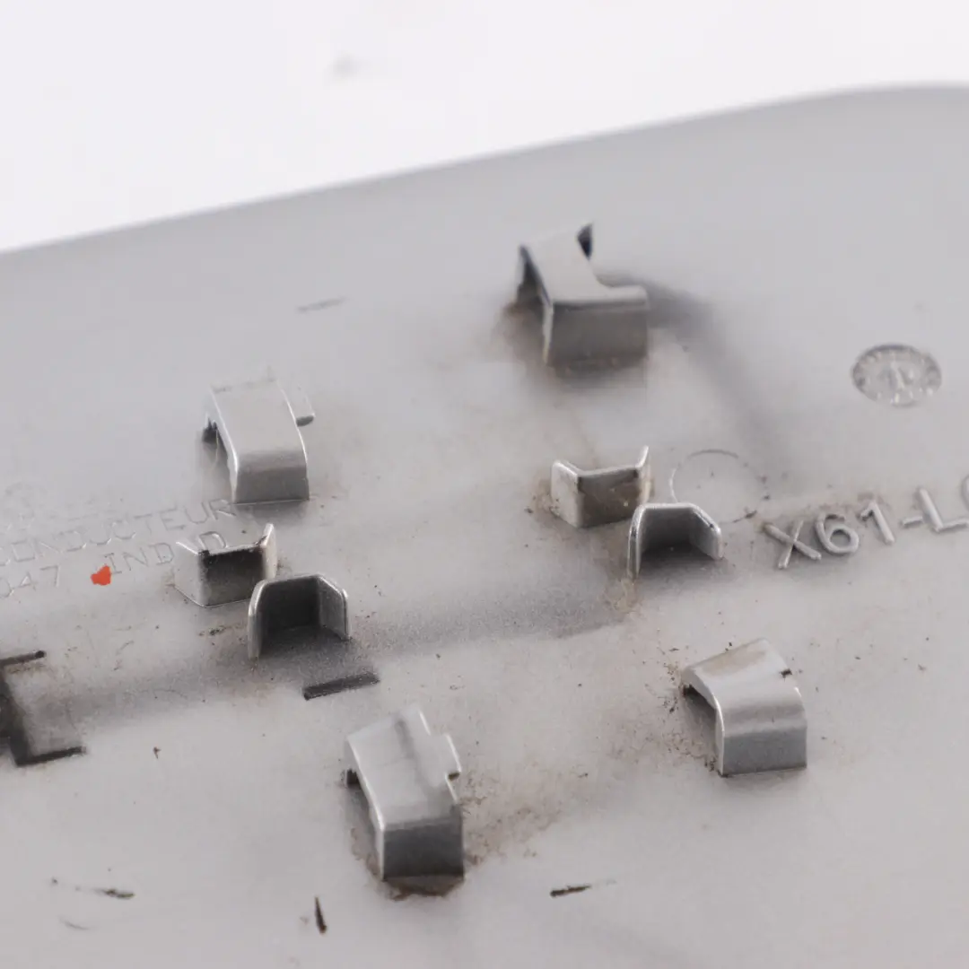 Filler Flap Cover Brilliant Silver 9744 to Mercedes Citan W415 Renault Kangoo Fuel with Part number 8200499047 Mercedes Citan W415 Renault Kangoo Fuel Filler Flap Cover Brilliant Silver 9744 - SKU 8200499047 - Part number 8200499047