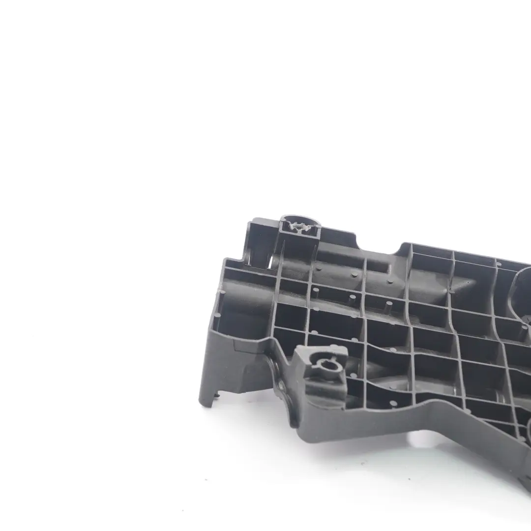 Support de filtre à air Support de fixation pour Renault Trafic II à propos du numéro de pièce 8200505562 Renault Trafic II Support de filtre à air Support de fixation - SKU 8200505562 - Numéro de pièce 8200505562