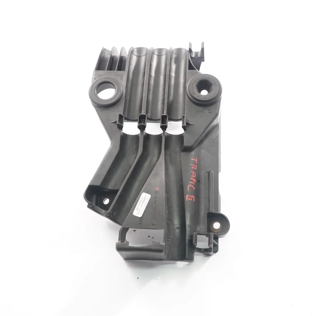 Soporte de montaje del filtro de aire Renault Trafic II para con número de pieza 8200505562 Soporte de montaje del filtro de aire Renault Trafic II - SKU 8200505562 - Número de pieza 8200505562