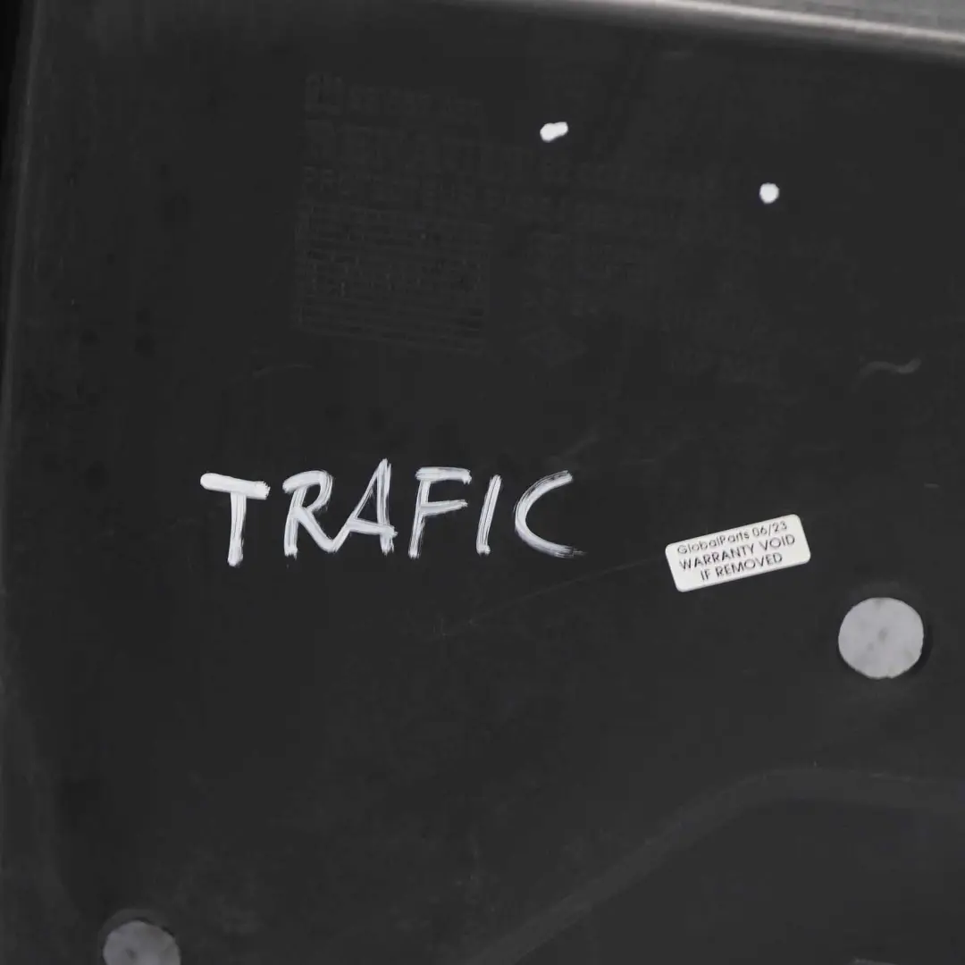 Renault Trafic II Passage Roue Avant Gauche Couvrement Boîtier Section Arriere - SKU 8200508355 - Numéro de pièce 8200508355