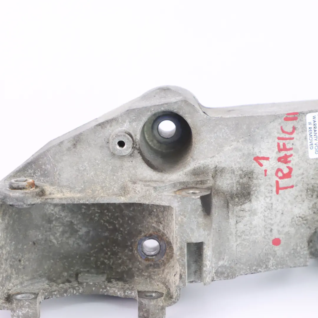 Renault Trafic II Opel Vivaro A 2.0 DCI Alternator Bracket Mount - SKU 8200527320-1 - Part number 8200527320