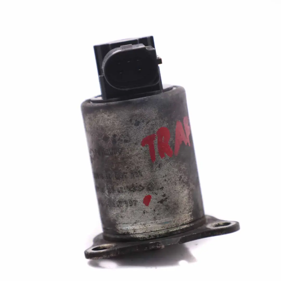 Válvula EGR Motor Recirculación gases escape para Renault Trafic 1.9 DCI con número de pieza 8200542997 Renault Trafic 1.9 DCI Válvula EGR Motor Recirculación gases escape - SKU 8200542997 - Número de pieza 8200542997