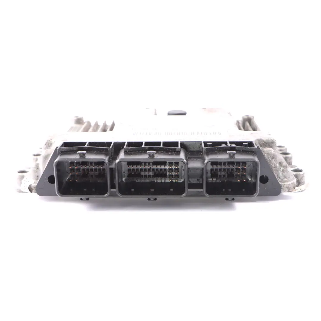 Renault Trafic F83 F9Q 760 Módulo de Control del Motor ECU Manual - SKU 8200546983 - Número de pieza 8200546983
