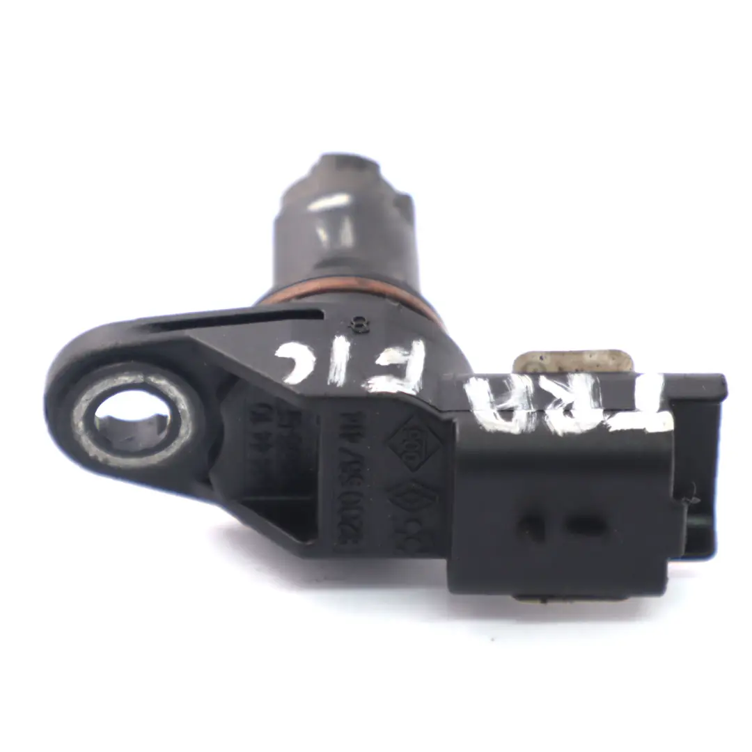 Camshaft Position Sensor to Renault Trafic II 2.0 CDi Vivaro A 2.0 CDTi with Part number 8200567414 Renault Trafic II 2.0 CDi Vivaro A 2.0 CDTi Camshaft Position Sensor - SKU 8200567414 - Part number 8200567414