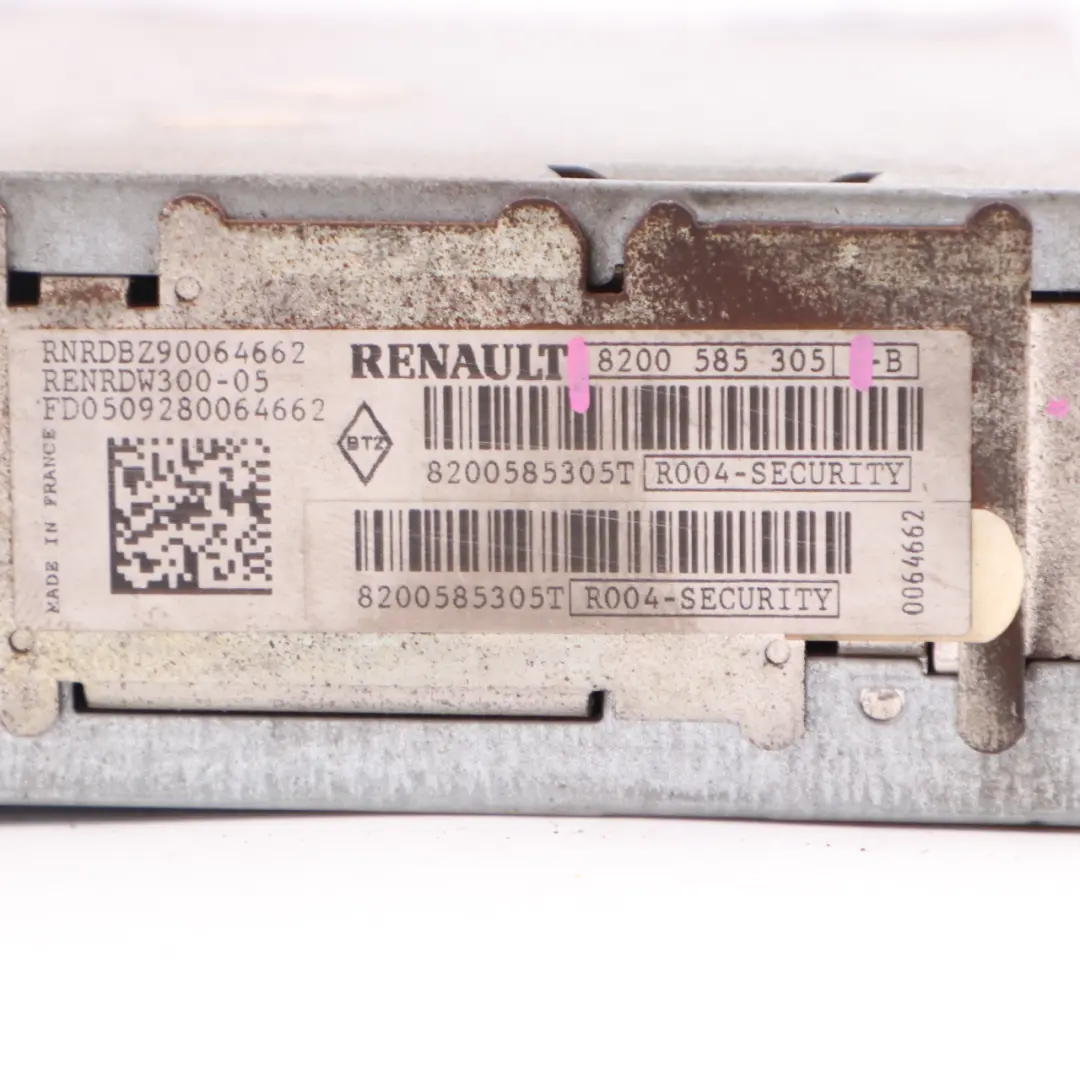  Radio Player Renault Trafic III Vauxhall Vivaro B Audio Head Unit - SKU 8200585305 - Part number 8200585305B