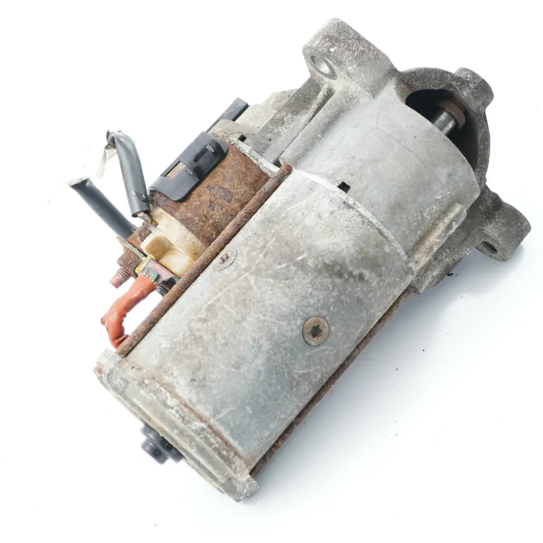 Anlasser Valeo für Renault Master II Trafic II 2.5 dCi Diesel Motor mit Teilenummer 8200634602 Renault Master II Trafic II 2.5 dCi Diesel Motor Anlasser Valeo - SKU 8200634602 - Teilenummer 8200634602